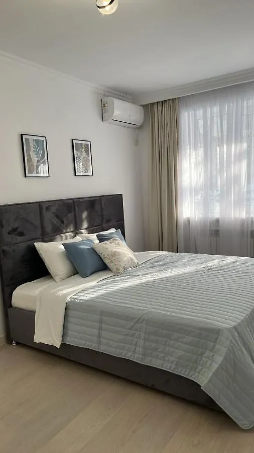 Apartment Квартира В Отличном Районе С Евро Ремонтом Almaty