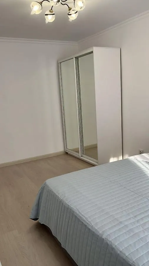 Apartment Квартира В Отличном Районе С Евро Ремонтом Almaty